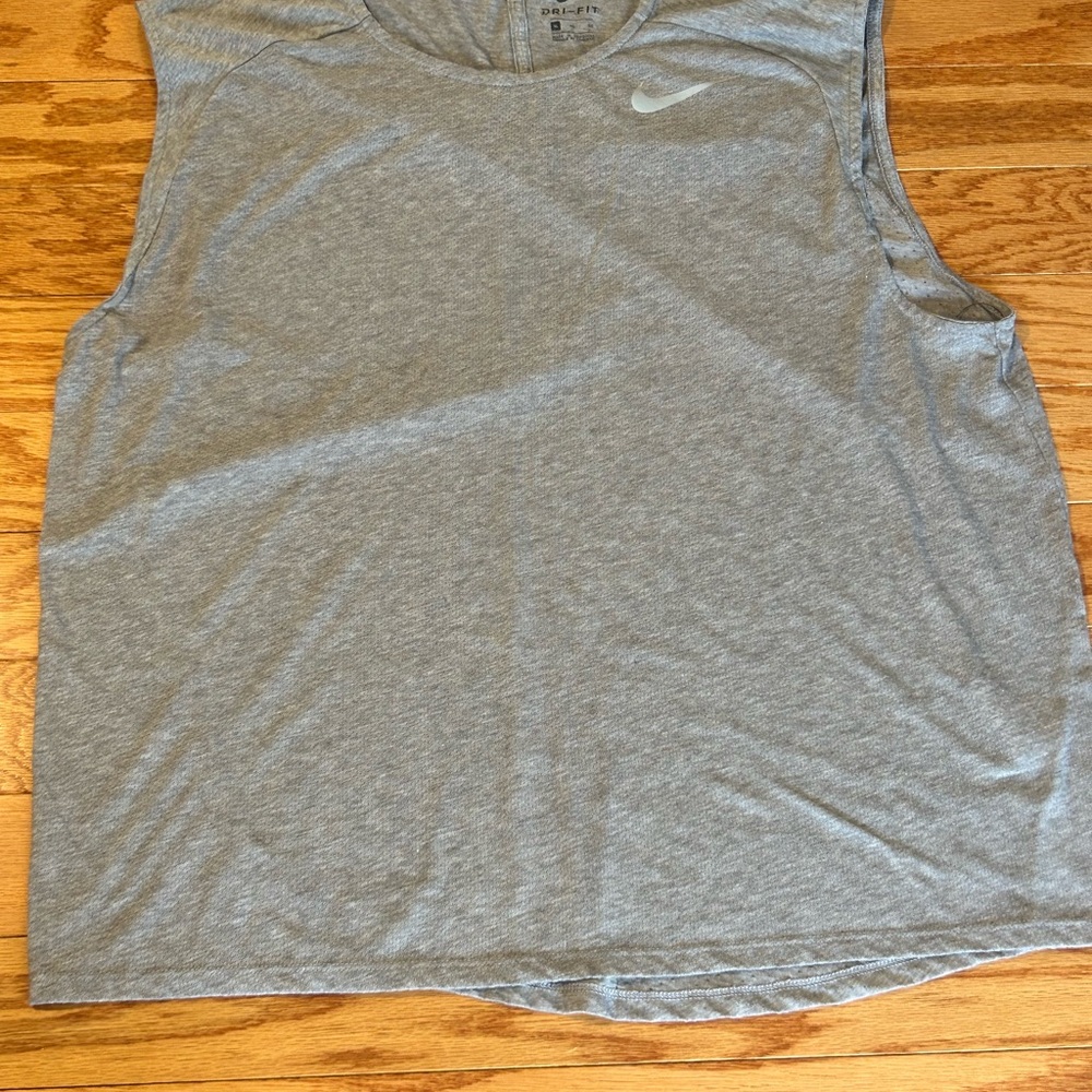 Nike Gray Muscle Tee Tank Top